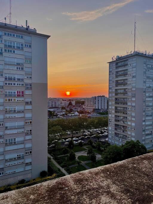 T1 Bis - La Belle Vue Apartment Orleans Exterior photo